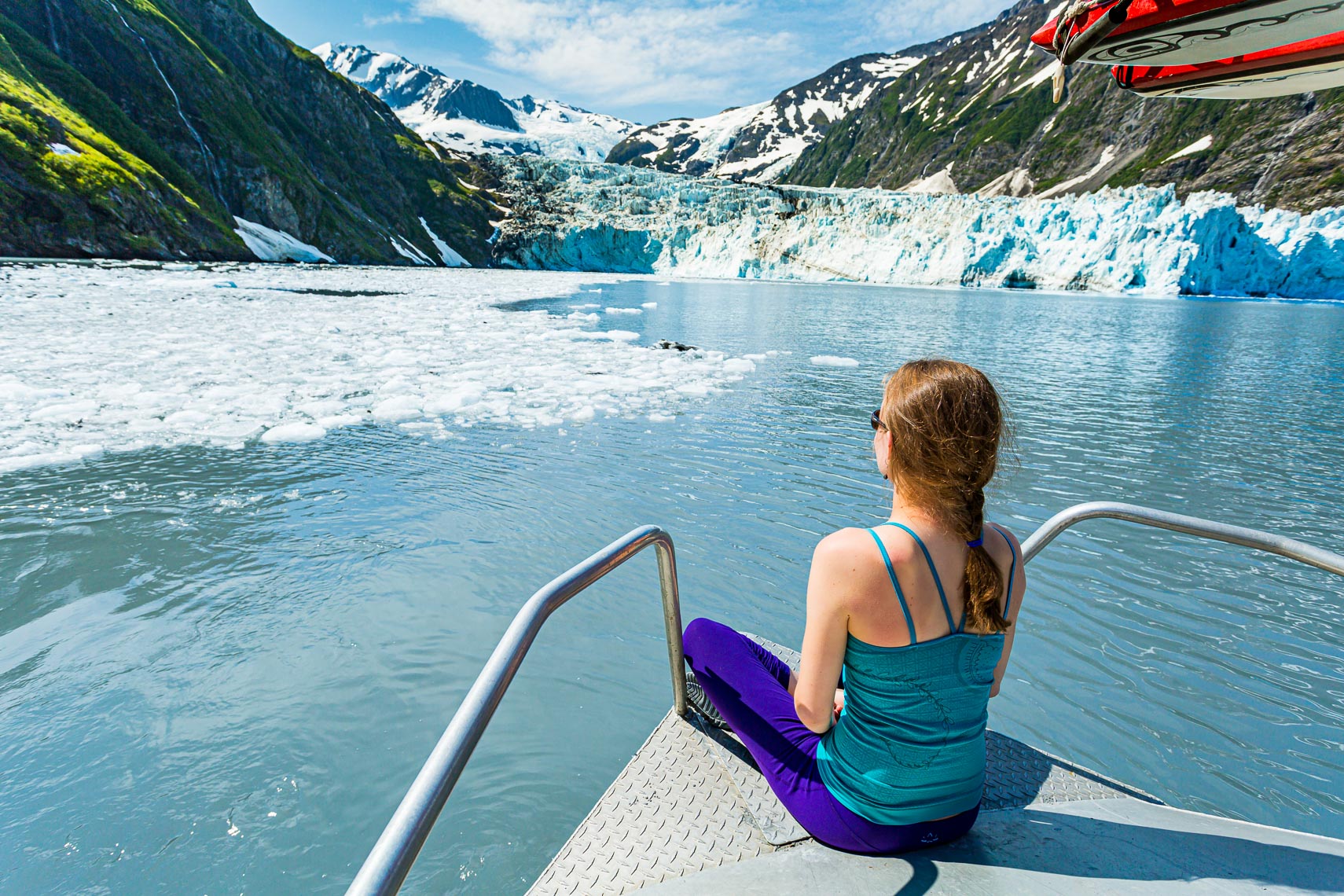 Alaska Travel Charter Boat Glacier View  | Michael DeYoung