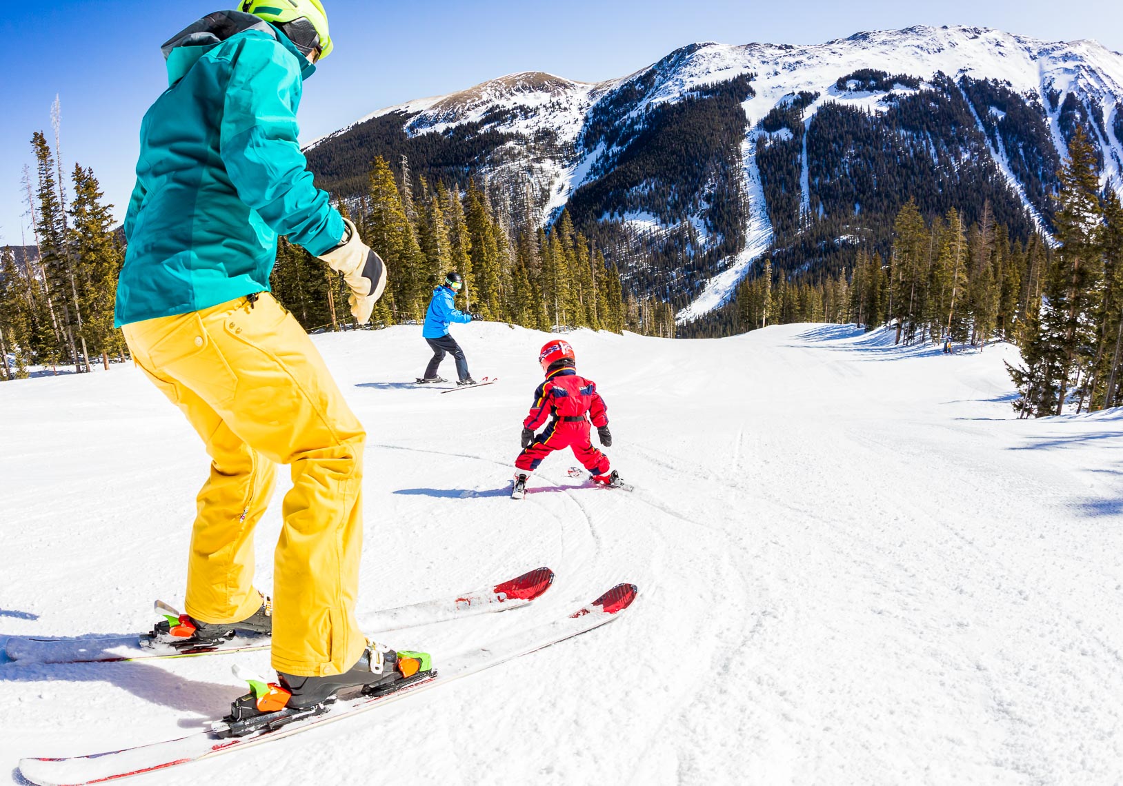 Family Ski Groom Run in New Mexico | Michael DeYoung