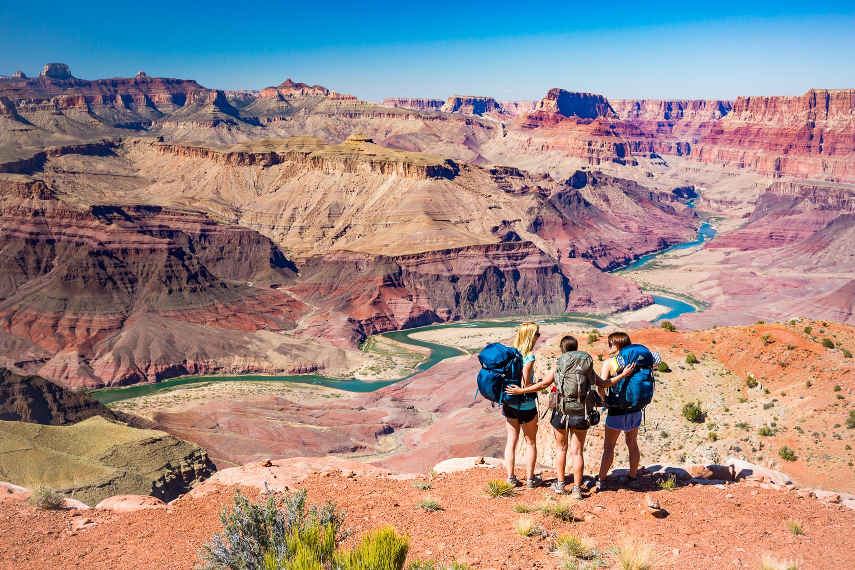 Grand Canyon Backpack Friends At Overlook | Michael DeYoung